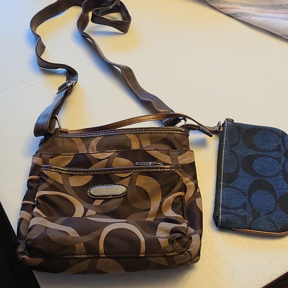 Rosetti Handbags - Rosetti purse with clutch